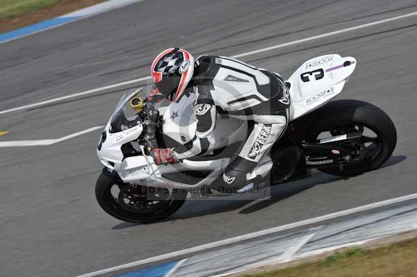 Motorcycle action photographs;donington;donington park leicestershire;donington photographs;event digital images;eventdigitalimages;no limits trackday;peter wileman photography;trackday;trackday digital images;trackday photos