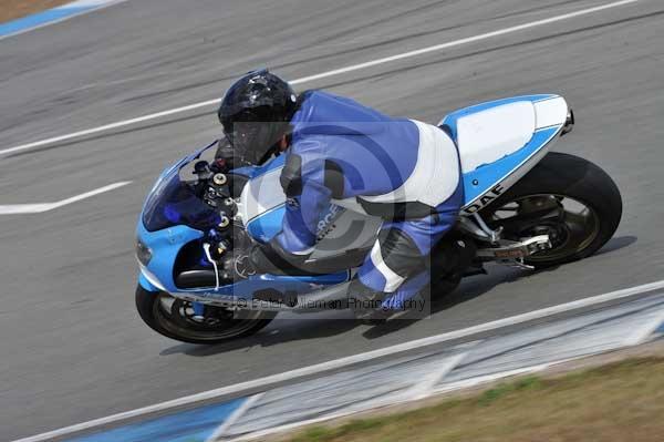 Motorcycle action photographs;donington;donington park leicestershire;donington photographs;event digital images;eventdigitalimages;no limits trackday;peter wileman photography;trackday;trackday digital images;trackday photos