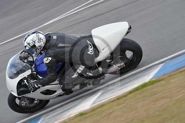 Motorcycle action photographs;donington;donington park leicestershire;donington photographs;event digital images;eventdigitalimages;no limits trackday;peter wileman photography;trackday;trackday digital images;trackday photos