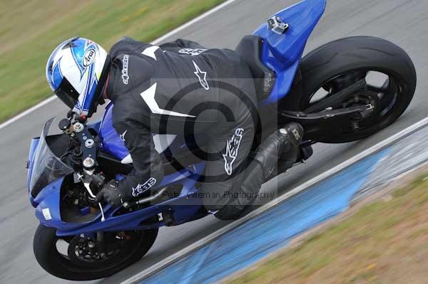 Motorcycle action photographs;donington;donington park leicestershire;donington photographs;event digital images;eventdigitalimages;no limits trackday;peter wileman photography;trackday;trackday digital images;trackday photos