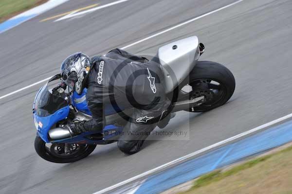 Motorcycle action photographs;donington;donington park leicestershire;donington photographs;event digital images;eventdigitalimages;no limits trackday;peter wileman photography;trackday;trackday digital images;trackday photos