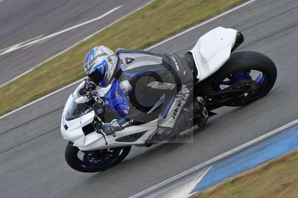Motorcycle action photographs;donington;donington park leicestershire;donington photographs;event digital images;eventdigitalimages;no limits trackday;peter wileman photography;trackday;trackday digital images;trackday photos