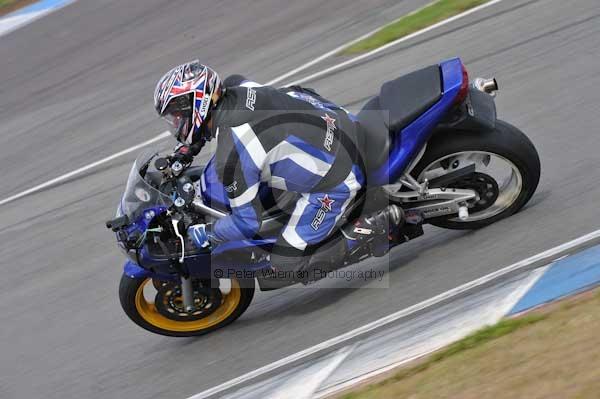 Motorcycle action photographs;donington;donington park leicestershire;donington photographs;event digital images;eventdigitalimages;no limits trackday;peter wileman photography;trackday;trackday digital images;trackday photos