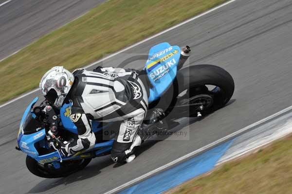 Motorcycle action photographs;donington;donington park leicestershire;donington photographs;event digital images;eventdigitalimages;no limits trackday;peter wileman photography;trackday;trackday digital images;trackday photos