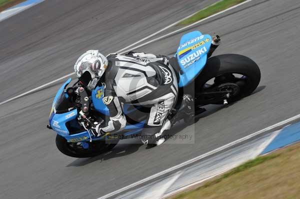 Motorcycle action photographs;donington;donington park leicestershire;donington photographs;event digital images;eventdigitalimages;no limits trackday;peter wileman photography;trackday;trackday digital images;trackday photos