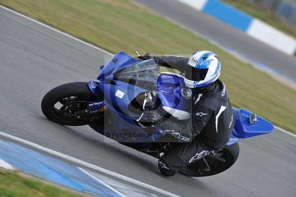 Motorcycle action photographs;donington;donington park leicestershire;donington photographs;event digital images;eventdigitalimages;no limits trackday;peter wileman photography;trackday;trackday digital images;trackday photos