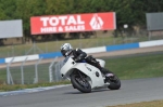 Motorcycle-action-photographs;donington;donington-park-leicestershire;donington-photographs;event-digital-images;eventdigitalimages;no-limits-trackday;peter-wileman-photography;trackday;trackday-digital-images;trackday-photos