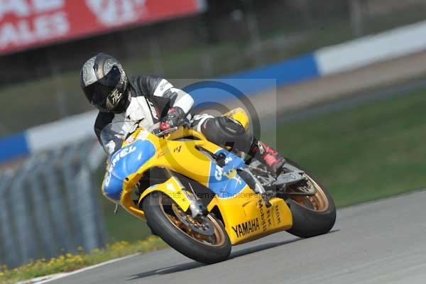 Motorcycle action photographs;donington;donington park leicestershire;donington photographs;event digital images;eventdigitalimages;no limits trackday;peter wileman photography;trackday;trackday digital images;trackday photos