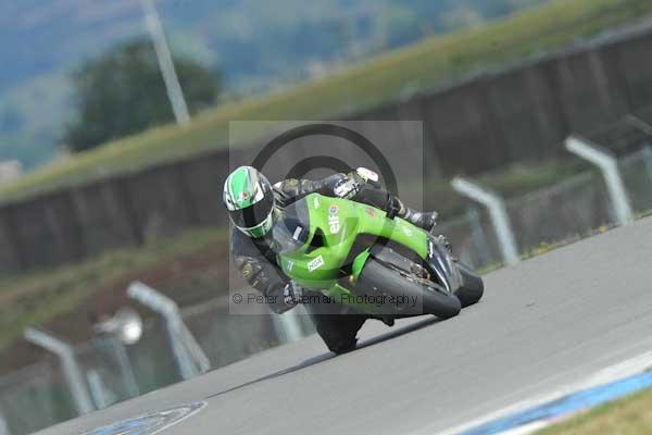 Motorcycle action photographs;donington;donington park leicestershire;donington photographs;event digital images;eventdigitalimages;no limits trackday;peter wileman photography;trackday;trackday digital images;trackday photos