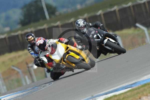 Motorcycle action photographs;donington;donington park leicestershire;donington photographs;event digital images;eventdigitalimages;no limits trackday;peter wileman photography;trackday;trackday digital images;trackday photos