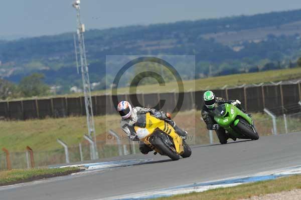 Motorcycle action photographs;donington;donington park leicestershire;donington photographs;event digital images;eventdigitalimages;no limits trackday;peter wileman photography;trackday;trackday digital images;trackday photos