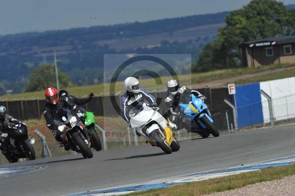 Motorcycle action photographs;donington;donington park leicestershire;donington photographs;event digital images;eventdigitalimages;no limits trackday;peter wileman photography;trackday;trackday digital images;trackday photos