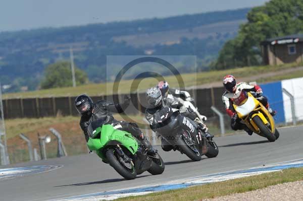 Motorcycle action photographs;donington;donington park leicestershire;donington photographs;event digital images;eventdigitalimages;no limits trackday;peter wileman photography;trackday;trackday digital images;trackday photos