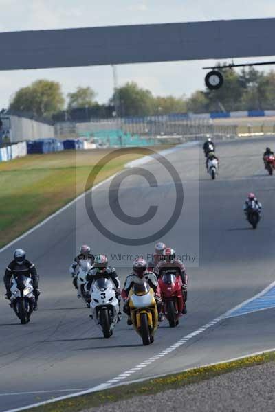 Motorcycle action photographs;donington;donington park leicestershire;donington photographs;event digital images;eventdigitalimages;no limits trackday;peter wileman photography;trackday;trackday digital images;trackday photos