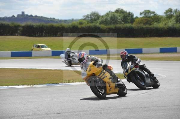 Motorcycle action photographs;donington;donington park leicestershire;donington photographs;event digital images;eventdigitalimages;no limits trackday;peter wileman photography;trackday;trackday digital images;trackday photos
