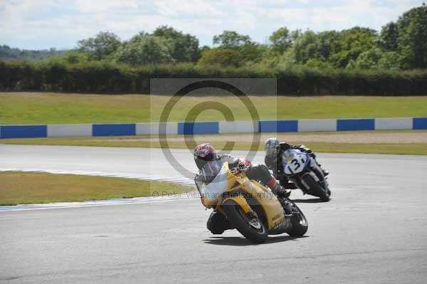 Motorcycle action photographs;donington;donington park leicestershire;donington photographs;event digital images;eventdigitalimages;no limits trackday;peter wileman photography;trackday;trackday digital images;trackday photos
