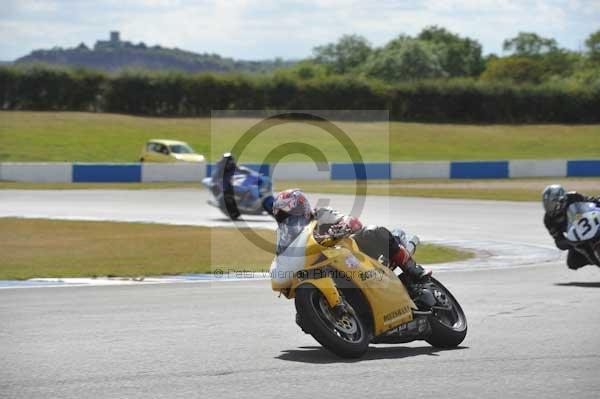 Motorcycle action photographs;donington;donington park leicestershire;donington photographs;event digital images;eventdigitalimages;no limits trackday;peter wileman photography;trackday;trackday digital images;trackday photos