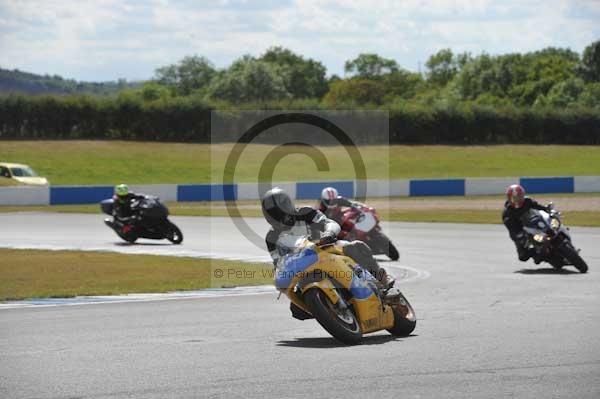 Motorcycle action photographs;donington;donington park leicestershire;donington photographs;event digital images;eventdigitalimages;no limits trackday;peter wileman photography;trackday;trackday digital images;trackday photos