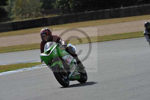 Motorcycle action photographs;donington;donington park leicestershire;donington photographs;event digital images;eventdigitalimages;no limits trackday;peter wileman photography;trackday;trackday digital images;trackday photos