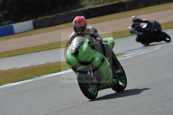 Motorcycle action photographs;donington;donington park leicestershire;donington photographs;event digital images;eventdigitalimages;no limits trackday;peter wileman photography;trackday;trackday digital images;trackday photos