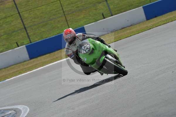 Motorcycle action photographs;donington;donington park leicestershire;donington photographs;event digital images;eventdigitalimages;no limits trackday;peter wileman photography;trackday;trackday digital images;trackday photos