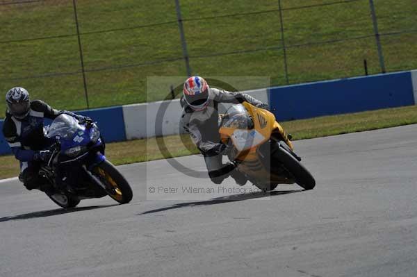 Motorcycle action photographs;donington;donington park leicestershire;donington photographs;event digital images;eventdigitalimages;no limits trackday;peter wileman photography;trackday;trackday digital images;trackday photos