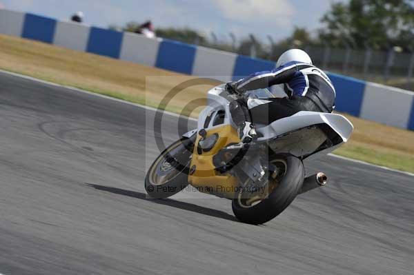 Motorcycle action photographs;donington;donington park leicestershire;donington photographs;event digital images;eventdigitalimages;no limits trackday;peter wileman photography;trackday;trackday digital images;trackday photos