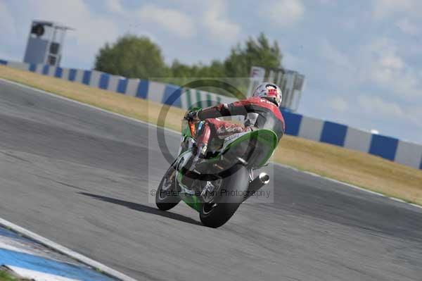 Motorcycle action photographs;donington;donington park leicestershire;donington photographs;event digital images;eventdigitalimages;no limits trackday;peter wileman photography;trackday;trackday digital images;trackday photos