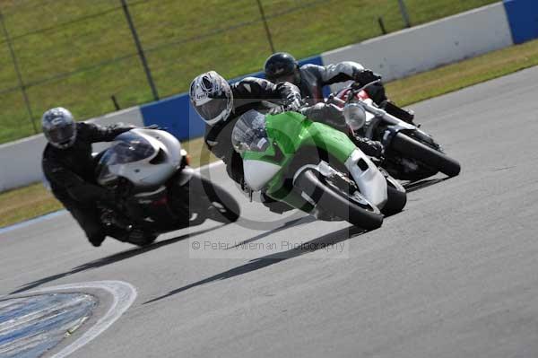 Motorcycle action photographs;donington;donington park leicestershire;donington photographs;event digital images;eventdigitalimages;no limits trackday;peter wileman photography;trackday;trackday digital images;trackday photos