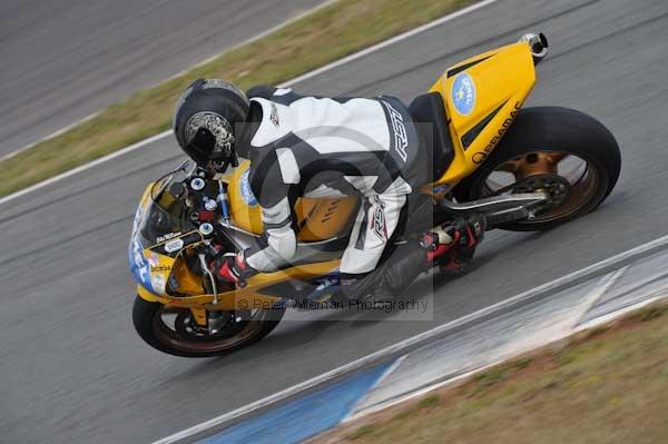 Motorcycle action photographs;donington;donington park leicestershire;donington photographs;event digital images;eventdigitalimages;no limits trackday;peter wileman photography;trackday;trackday digital images;trackday photos