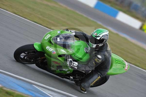 Motorcycle action photographs;donington;donington park leicestershire;donington photographs;event digital images;eventdigitalimages;no limits trackday;peter wileman photography;trackday;trackday digital images;trackday photos