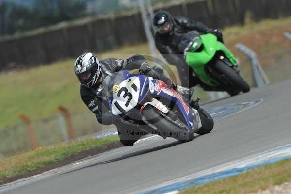 Motorcycle action photographs;donington;donington park leicestershire;donington photographs;event digital images;eventdigitalimages;no limits trackday;peter wileman photography;trackday;trackday digital images;trackday photos
