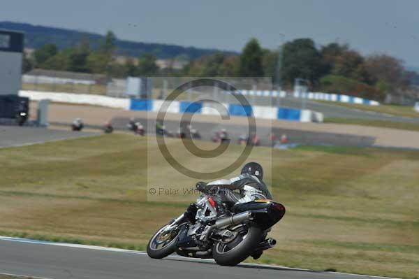 Motorcycle action photographs;donington;donington park leicestershire;donington photographs;event digital images;eventdigitalimages;no limits trackday;peter wileman photography;trackday;trackday digital images;trackday photos