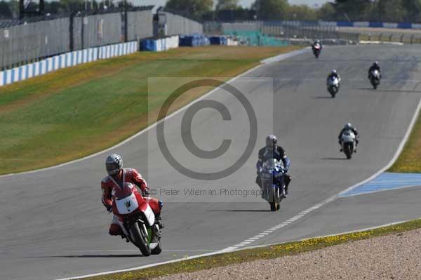 Motorcycle action photographs;donington;donington park leicestershire;donington photographs;event digital images;eventdigitalimages;no limits trackday;peter wileman photography;trackday;trackday digital images;trackday photos