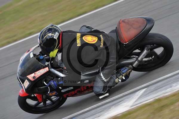 Motorcycle action photographs;donington;donington park leicestershire;donington photographs;event digital images;eventdigitalimages;no limits trackday;peter wileman photography;trackday;trackday digital images;trackday photos