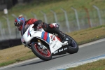 Motorcycle-action-photographs;donington;donington-park-leicestershire;donington-photographs;event-digital-images;eventdigitalimages;no-limits-trackday;peter-wileman-photography;trackday;trackday-digital-images;trackday-photos