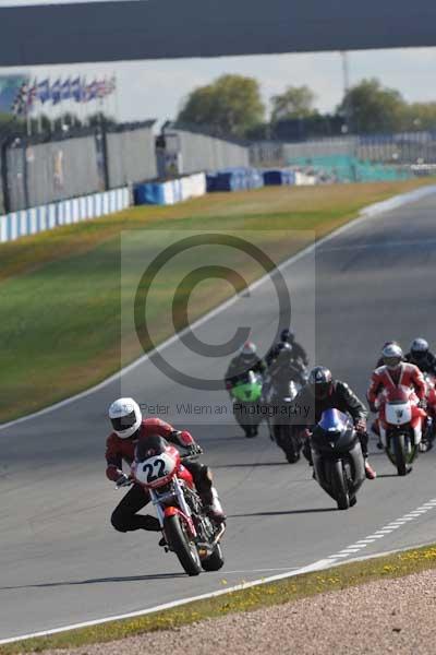 Motorcycle action photographs;donington;donington park leicestershire;donington photographs;event digital images;eventdigitalimages;no limits trackday;peter wileman photography;trackday;trackday digital images;trackday photos