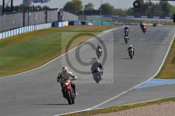 Motorcycle action photographs;donington;donington park leicestershire;donington photographs;event digital images;eventdigitalimages;no limits trackday;peter wileman photography;trackday;trackday digital images;trackday photos