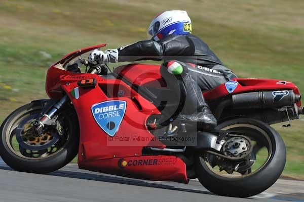 Motorcycle action photographs;donington;donington park leicestershire;donington photographs;event digital images;eventdigitalimages;no limits trackday;peter wileman photography;trackday;trackday digital images;trackday photos