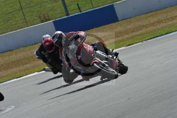 Motorcycle action photographs;donington;donington park leicestershire;donington photographs;event digital images;eventdigitalimages;no limits trackday;peter wileman photography;trackday;trackday digital images;trackday photos
