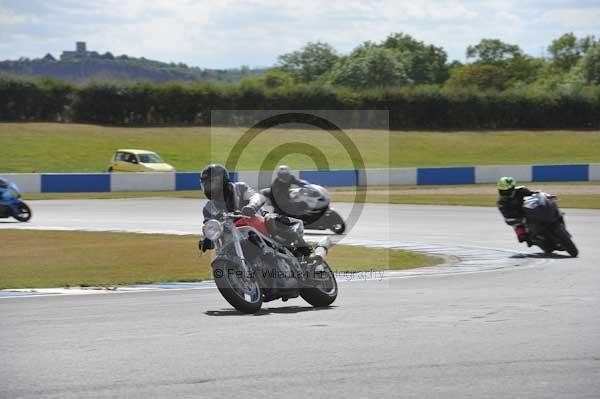 Motorcycle action photographs;donington;donington park leicestershire;donington photographs;event digital images;eventdigitalimages;no limits trackday;peter wileman photography;trackday;trackday digital images;trackday photos
