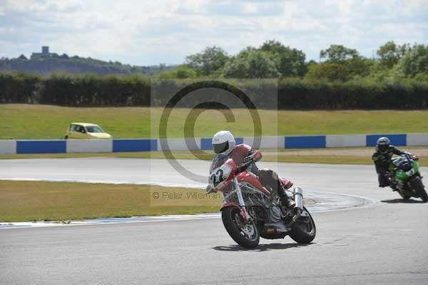 Motorcycle action photographs;donington;donington park leicestershire;donington photographs;event digital images;eventdigitalimages;no limits trackday;peter wileman photography;trackday;trackday digital images;trackday photos