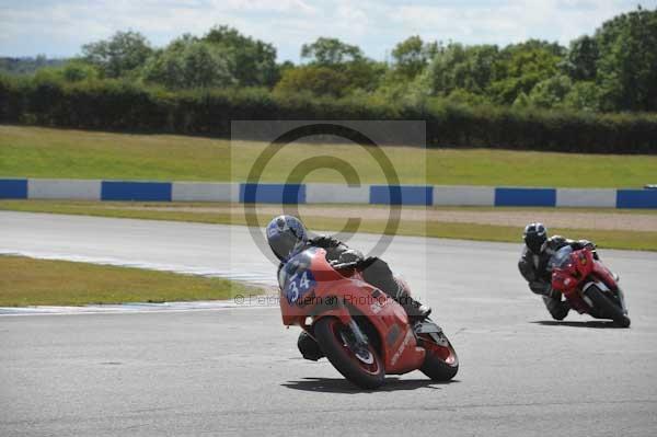 Motorcycle action photographs;donington;donington park leicestershire;donington photographs;event digital images;eventdigitalimages;no limits trackday;peter wileman photography;trackday;trackday digital images;trackday photos