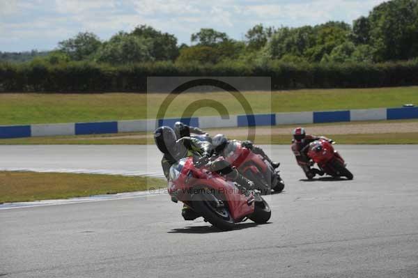 Motorcycle action photographs;donington;donington park leicestershire;donington photographs;event digital images;eventdigitalimages;no limits trackday;peter wileman photography;trackday;trackday digital images;trackday photos
