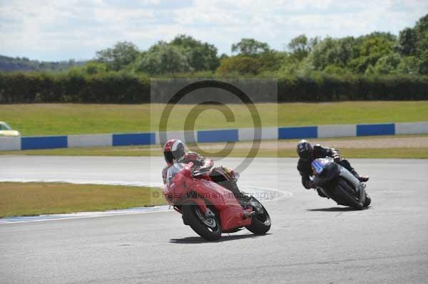 Motorcycle action photographs;donington;donington park leicestershire;donington photographs;event digital images;eventdigitalimages;no limits trackday;peter wileman photography;trackday;trackday digital images;trackday photos