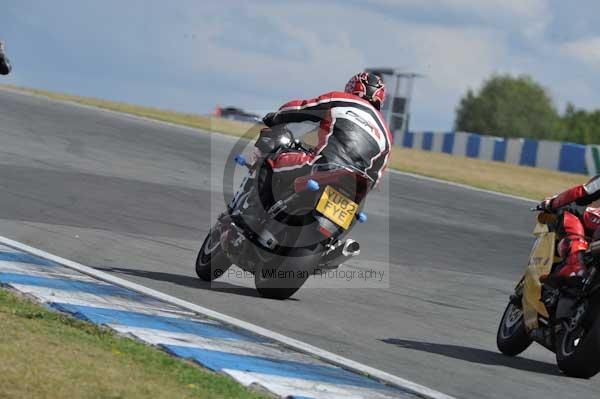 Motorcycle action photographs;donington;donington park leicestershire;donington photographs;event digital images;eventdigitalimages;no limits trackday;peter wileman photography;trackday;trackday digital images;trackday photos