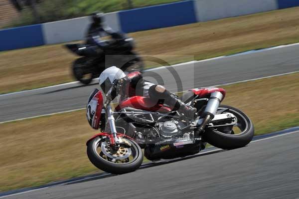 Motorcycle action photographs;donington;donington park leicestershire;donington photographs;event digital images;eventdigitalimages;no limits trackday;peter wileman photography;trackday;trackday digital images;trackday photos