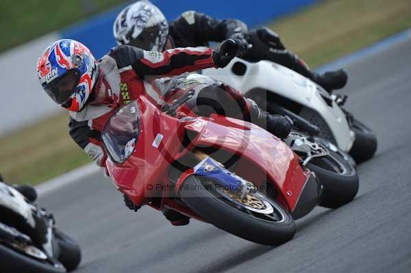 Motorcycle action photographs;donington;donington park leicestershire;donington photographs;event digital images;eventdigitalimages;no limits trackday;peter wileman photography;trackday;trackday digital images;trackday photos
