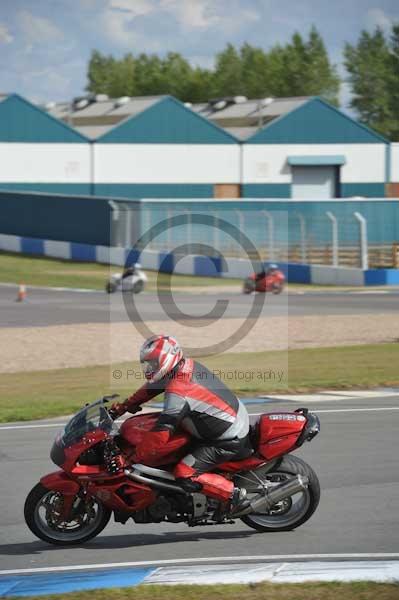 Motorcycle action photographs;donington;donington park leicestershire;donington photographs;event digital images;eventdigitalimages;no limits trackday;peter wileman photography;trackday;trackday digital images;trackday photos