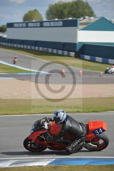 Motorcycle action photographs;donington;donington park leicestershire;donington photographs;event digital images;eventdigitalimages;no limits trackday;peter wileman photography;trackday;trackday digital images;trackday photos